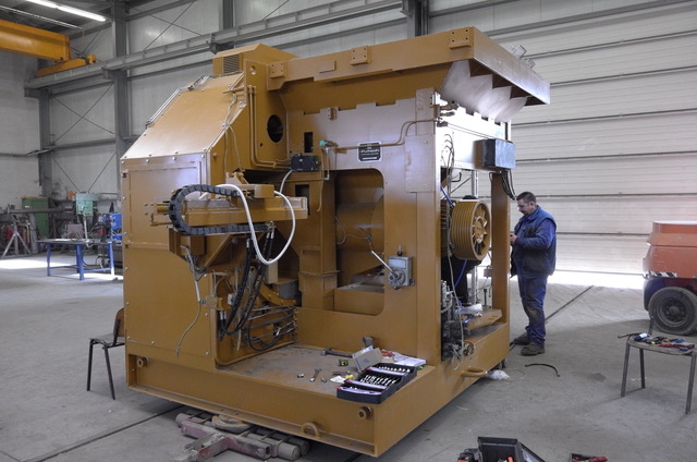 Manufacture and renovation of food industry machines